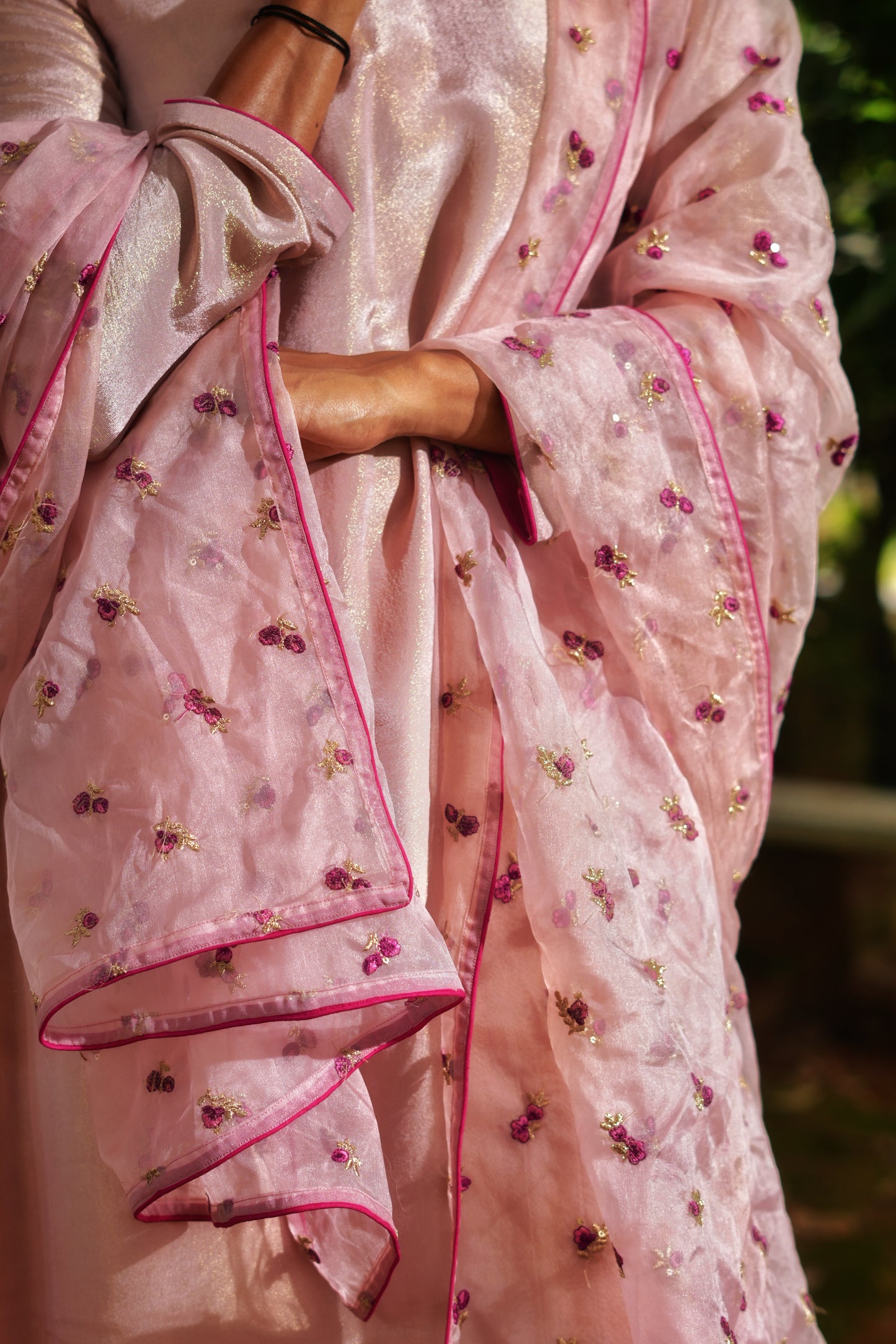 Gulbano Kurta set