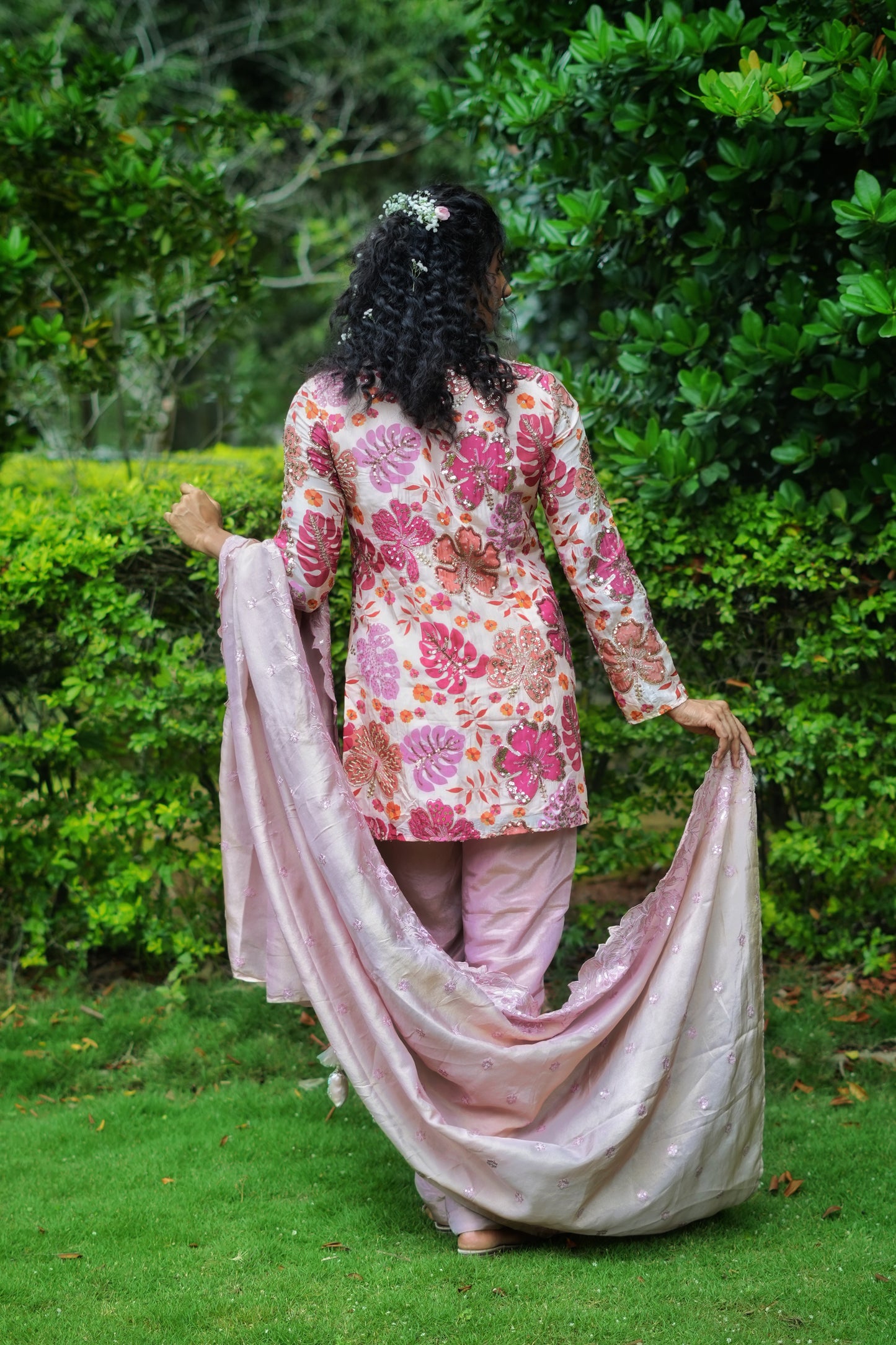 Gulroz Bloom kurta set