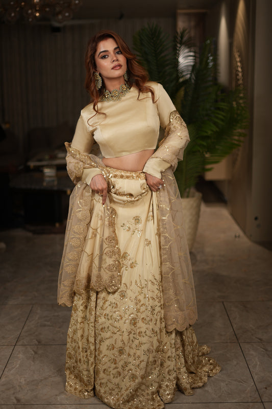 Zarina Lehenga set
