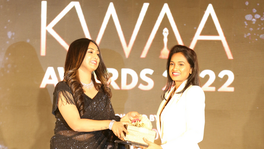 Divya Samal awarded "Excellence in Fashion" in KWAA 2022