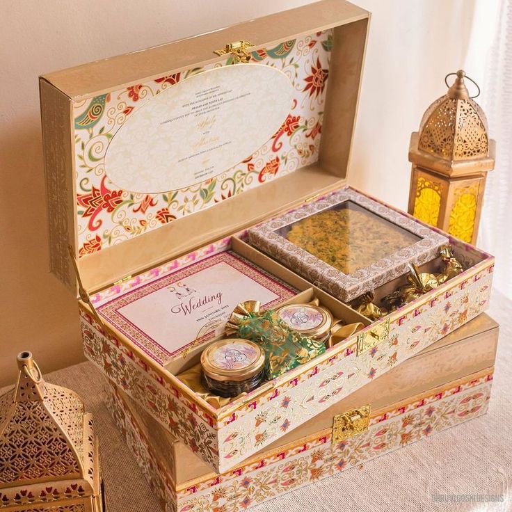 WEDDING INVITE GIFT BOX