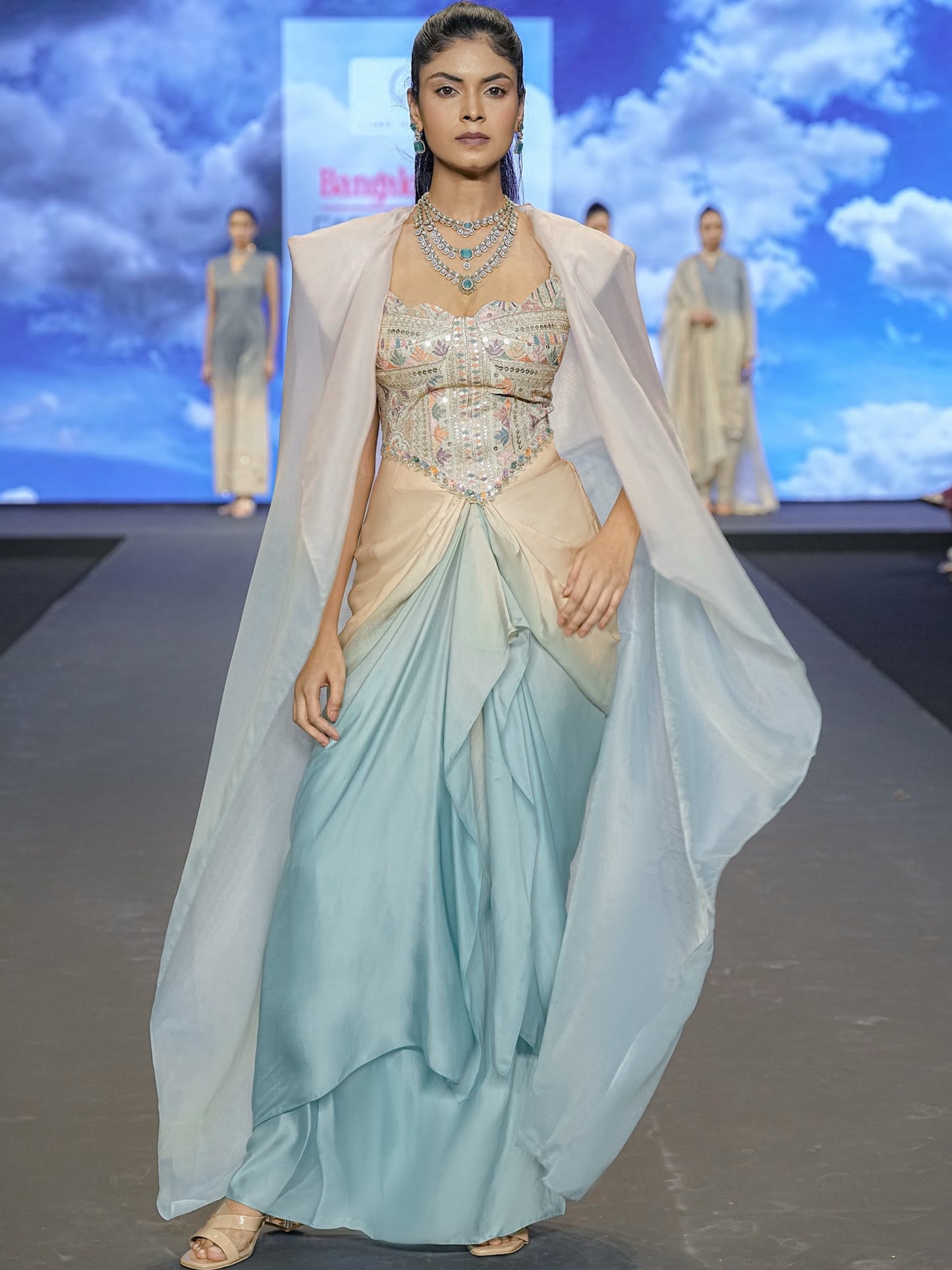 Lunira – The Celestial Tides Ensemble