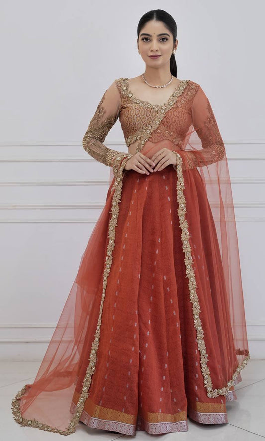 MEERA LEHENGA SET