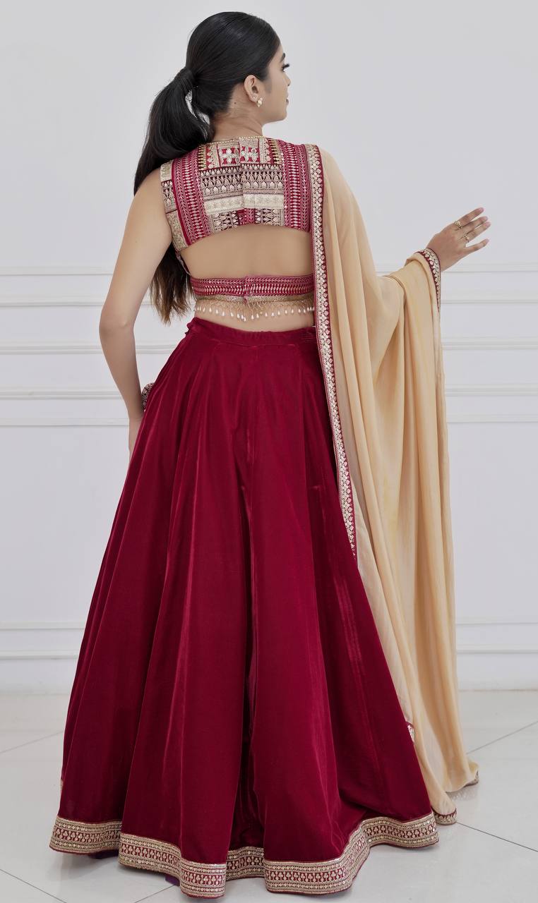 FOLKLORE LEHENGA SET