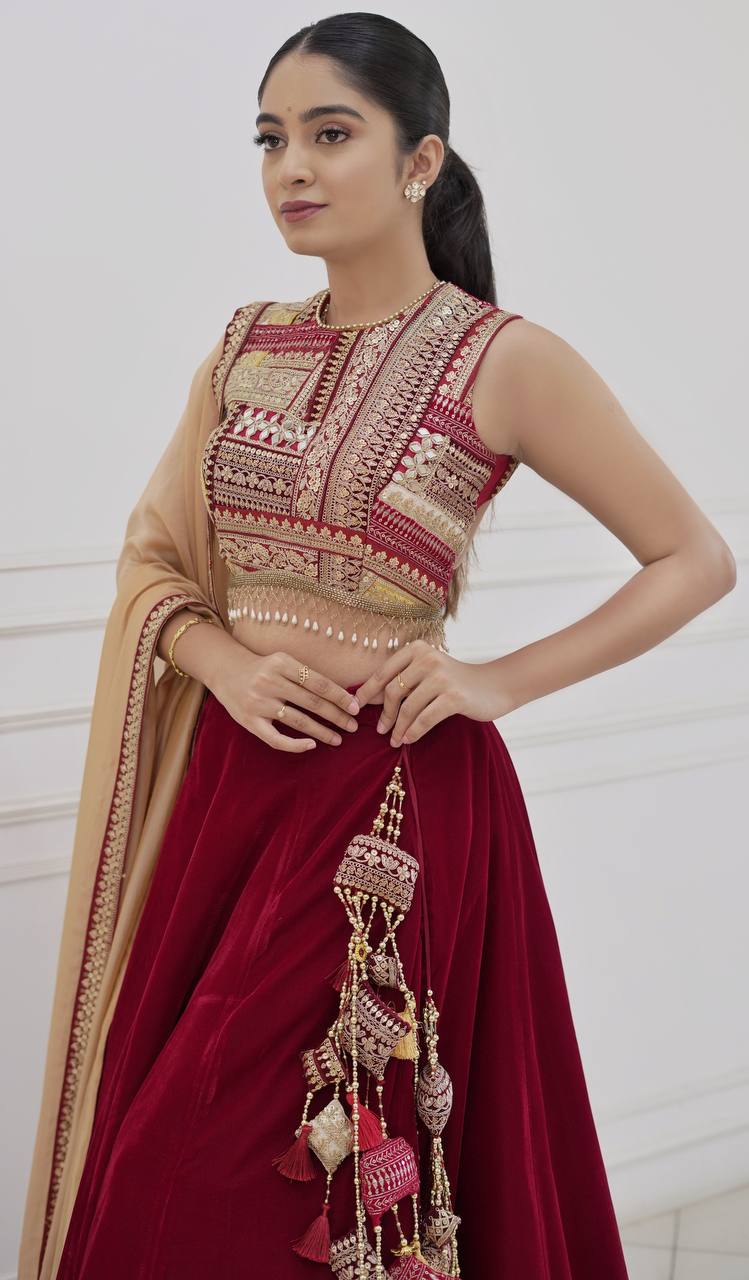 FOLKLORE LEHENGA SET