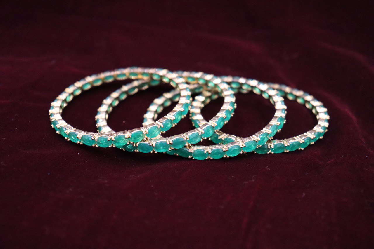 EMERALD BANGLE