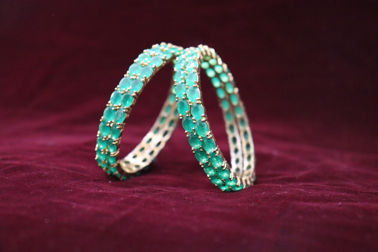 EMERALD BANGLE